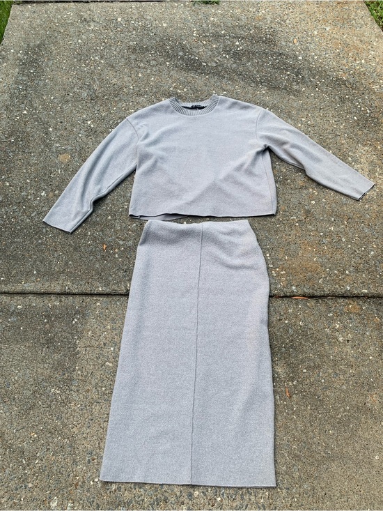 Zara Dresses & Skirts - Zara Light Gray Knit Two-Piece Skirt Set
